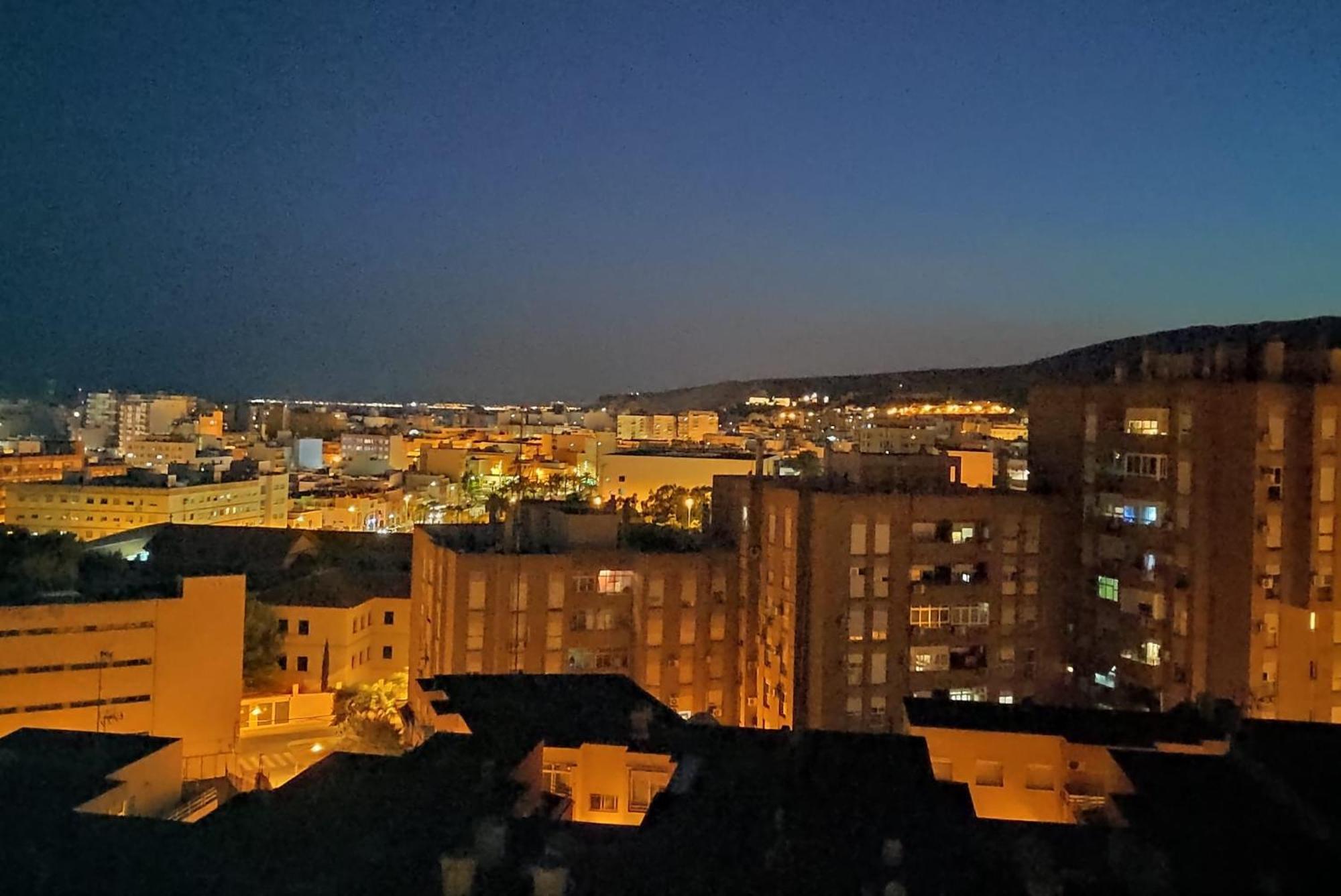 Confortable Excelentes Vistas Альмерия Номер фото